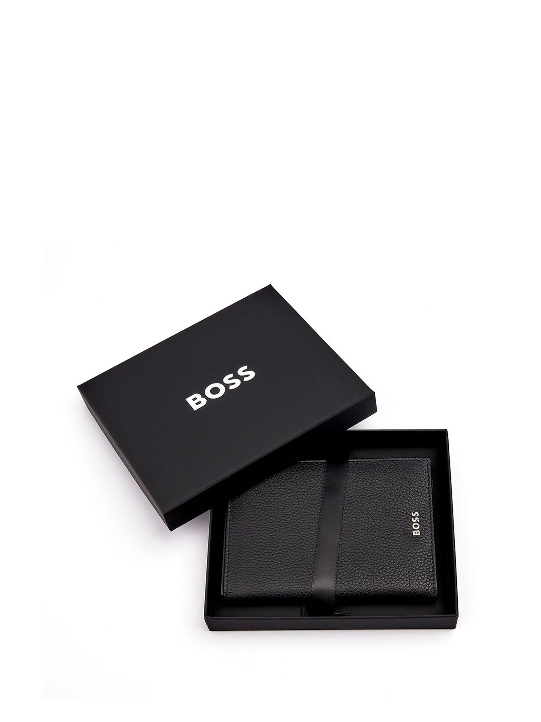 Hugo Boss Unisex Leather Logo Print Passport Holder-picture-27