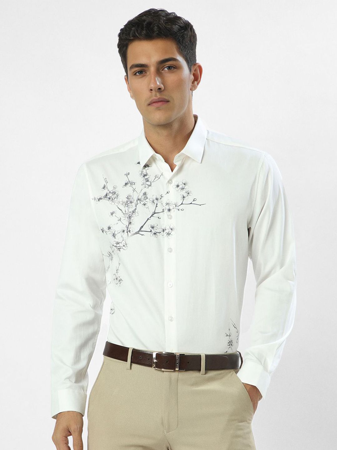 Louis Philippe Men Spread Collar Floral Printed Cotton Formal Shirt-picture-14