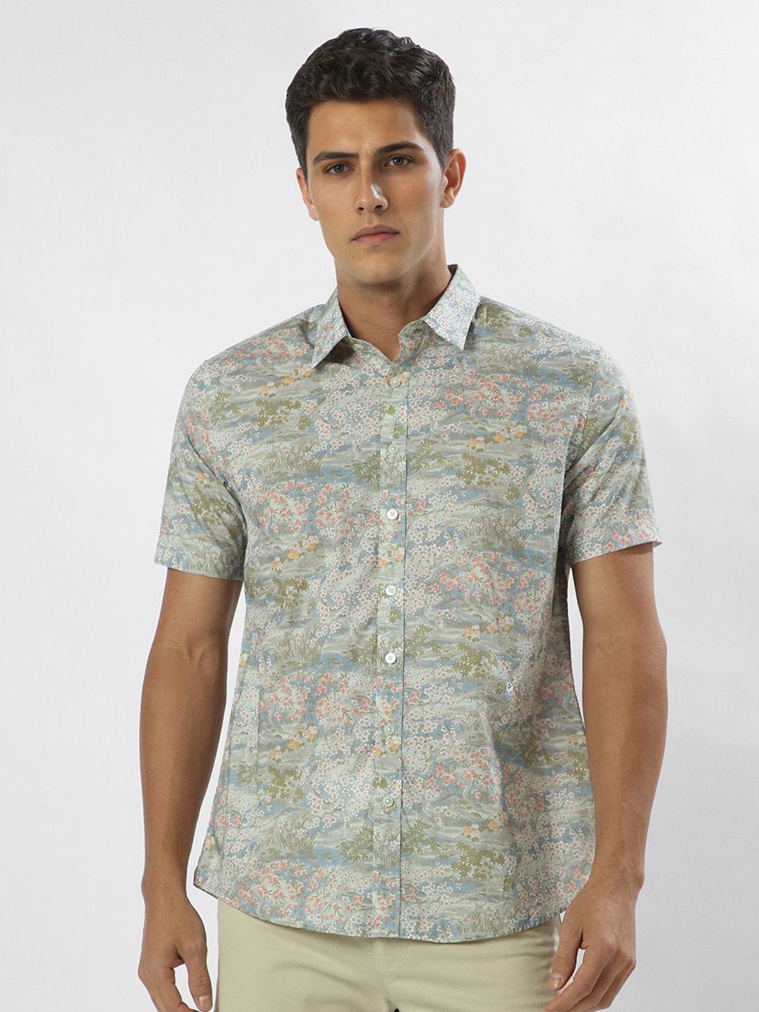 Louis Philippe Men Spread Collar Floral Printed Cotton Formal Shirt-picture-16