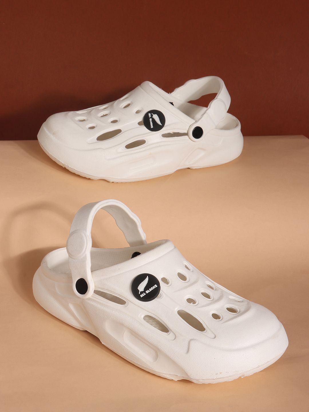 sneakers villa Men Self Design Light Weight & Comfortable Clogs-picture-21