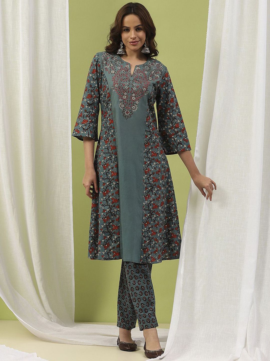 Nayam By Lakshita Floral Printed Thread Work Pure Cotton Kurta With Palazzos & Dupatta-picture-25