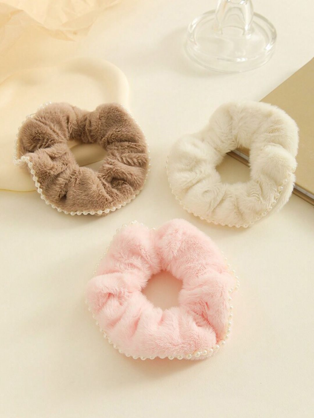 LYKAA Women Pack Of 3Ties Furry Elastic ScrunchiesPonytail Holders-image-30