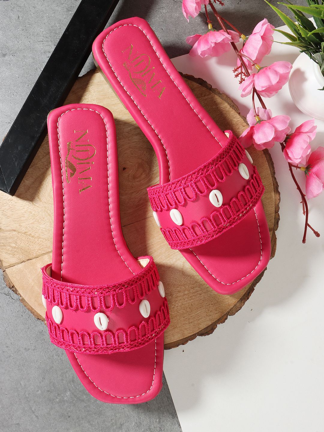 Nidima Women Embellished Ethnic Open Toe Flats-picture-30