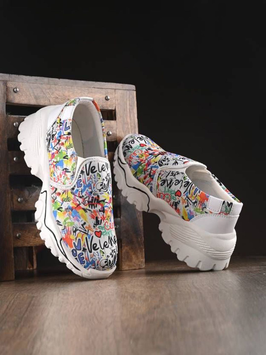 Ifah Women Printed Round Toe Lightweight Sneakers-picture-13