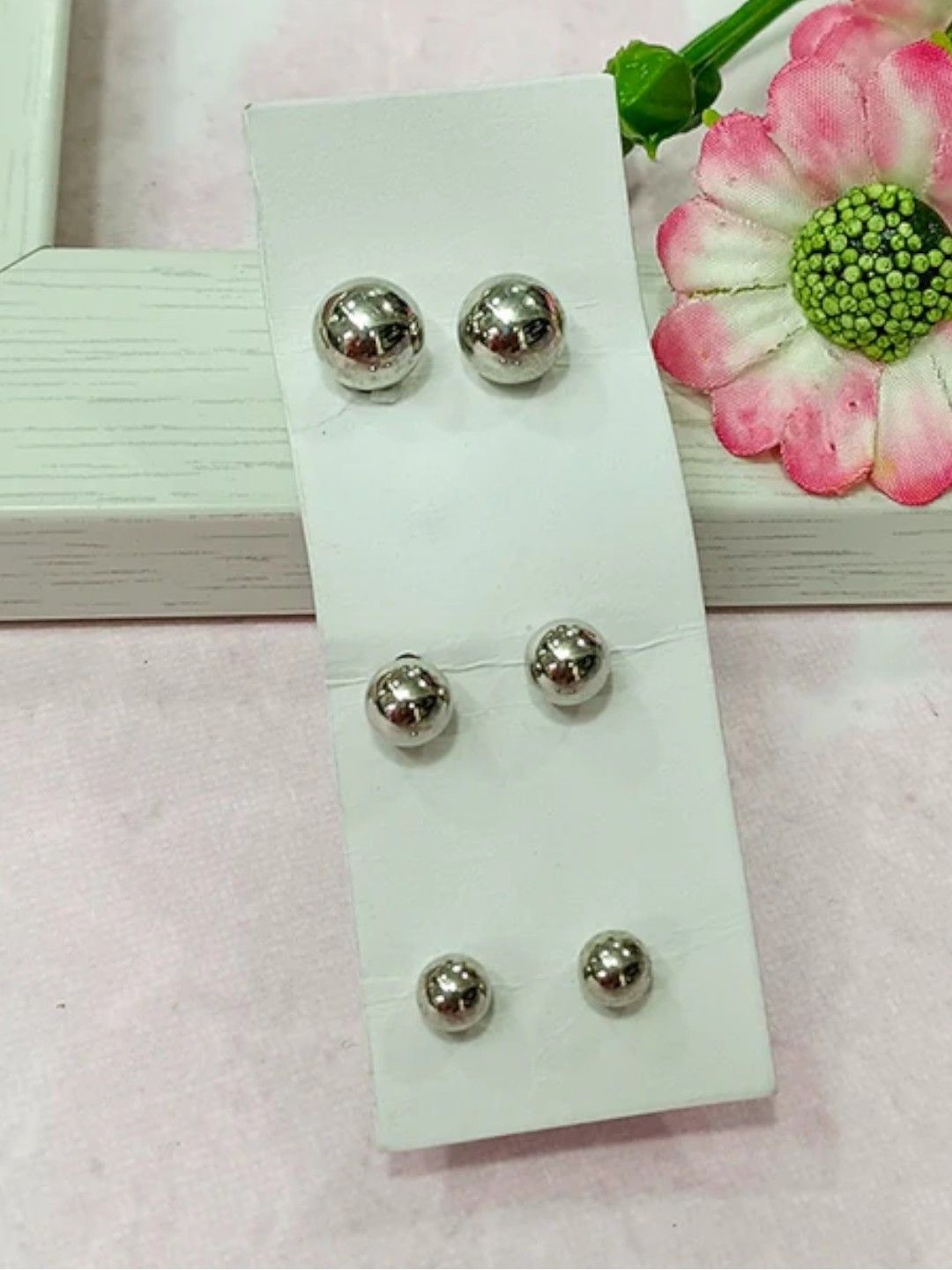 Sangria Set Of 3 Silver Plated Ball Circular Shaped Studs-picture-38