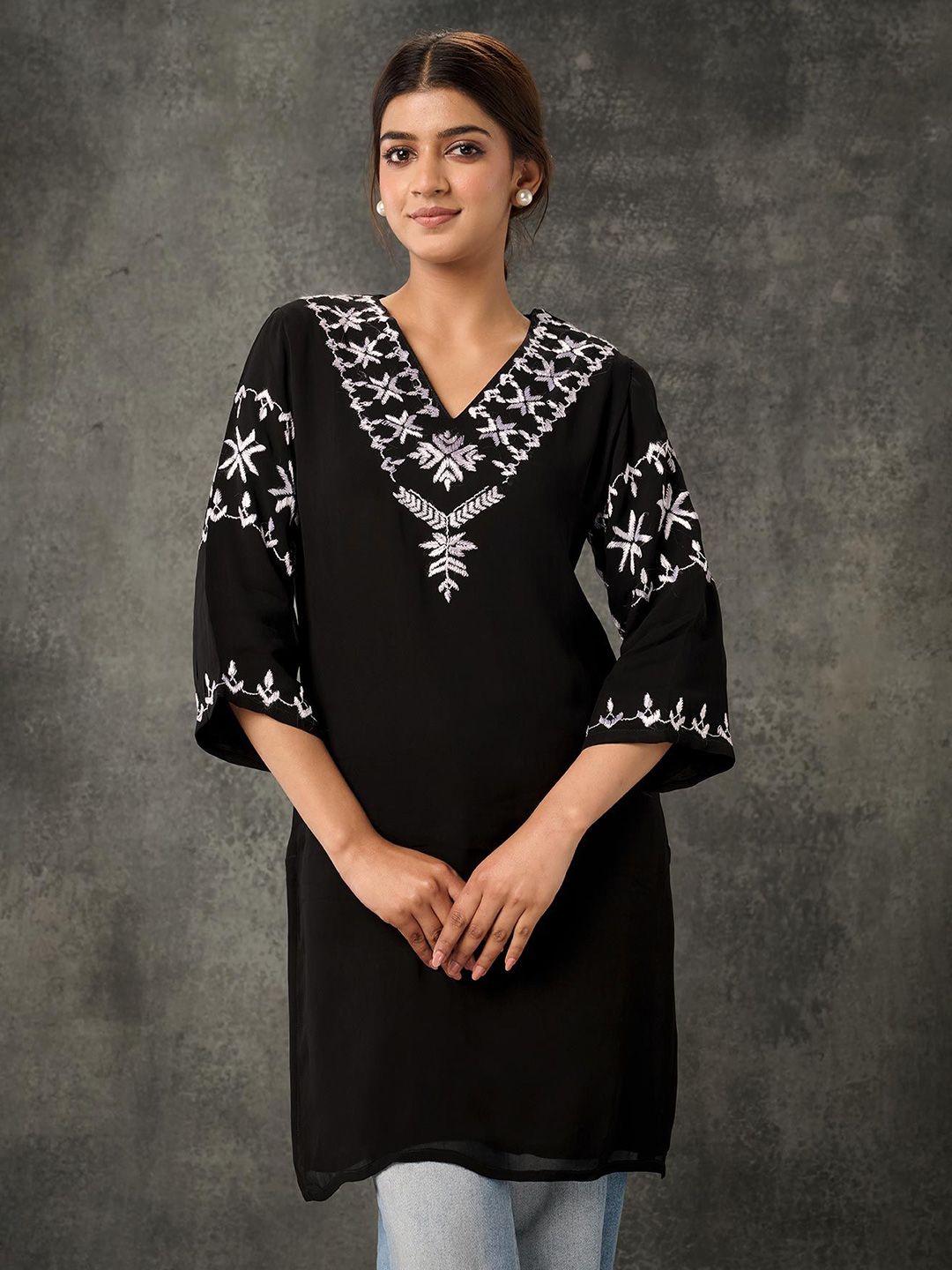 Phulkari Forever Floral Embroidered V-Neck Phulkari Pure Georgette Phulkari Kurti-picture-27