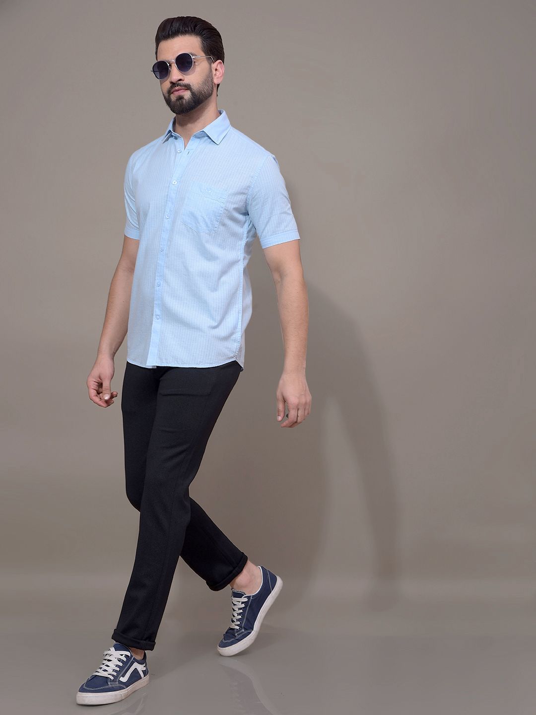 Crimsoune Club Men Classic Fit Vertical Striped Spread Collar Cotton Casual Shirt-picture-21