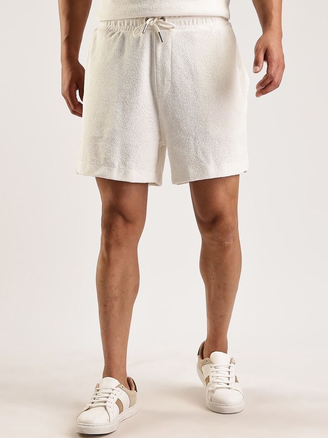 Calvin Klein Jeans Men Relaxed Fit Printed Aladdin Shorts-picture-30