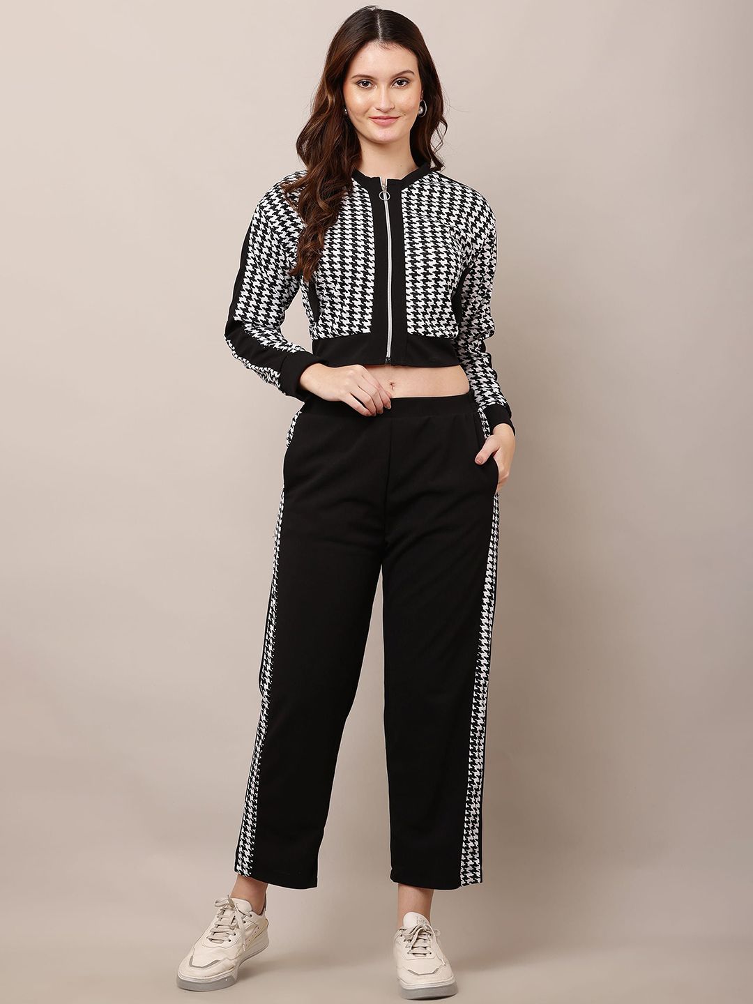 Moda Rapido Geometric Printed Round Neck Pure Cotton Sweatshirt With Trousers