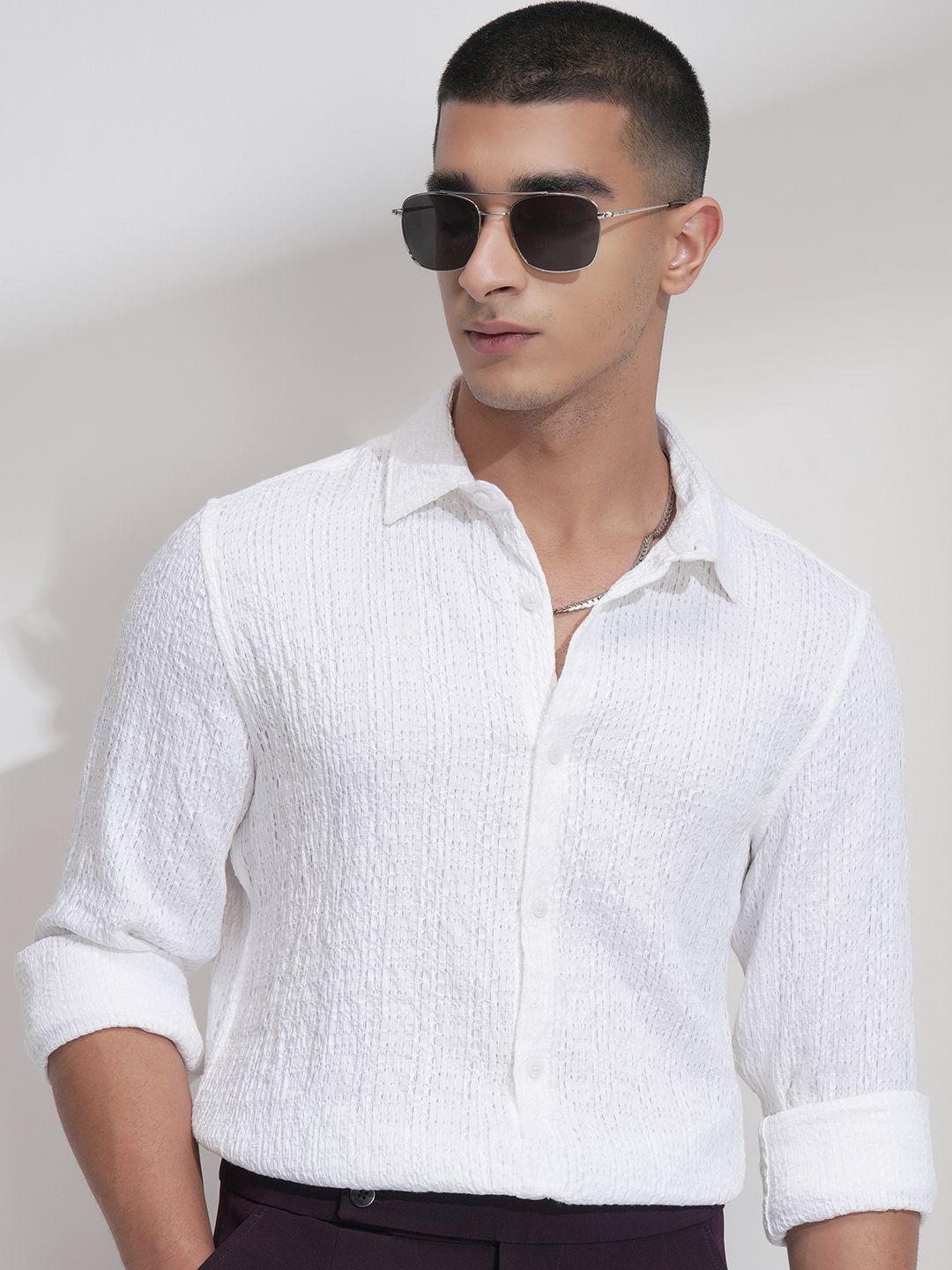 HIGHLANDER Men Textured Spread Collar Casual Regular Fit Shirt