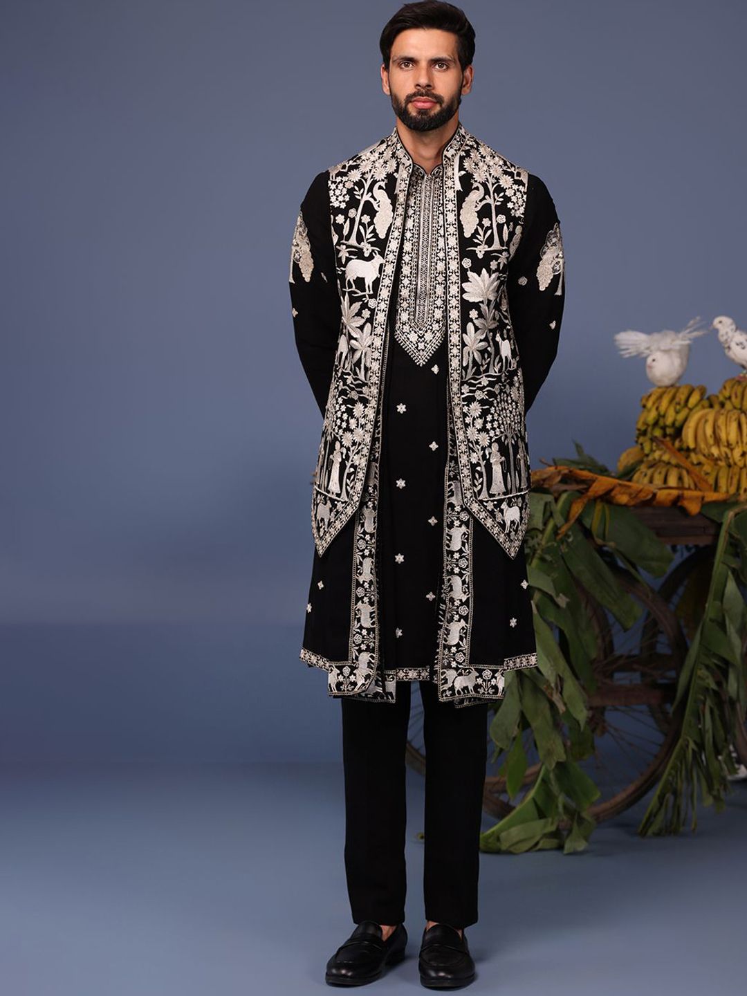 KALPRAAG Men Floral Embroidered Regular Sequinned Kurta with Trousers & With Dupatta-image-10