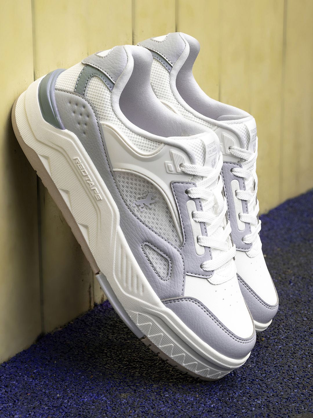 Red Tape down town dapper Women Colourblocked Sneakers