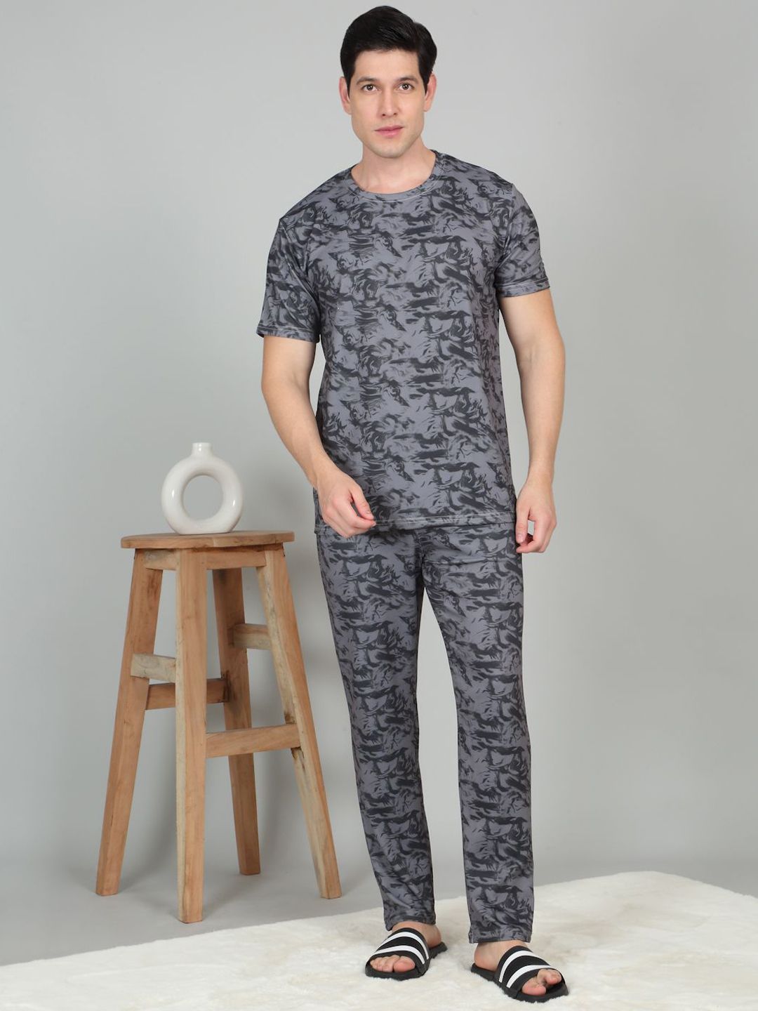 Sweet Dreams Men Abstract Printed Night suit-picture-13
