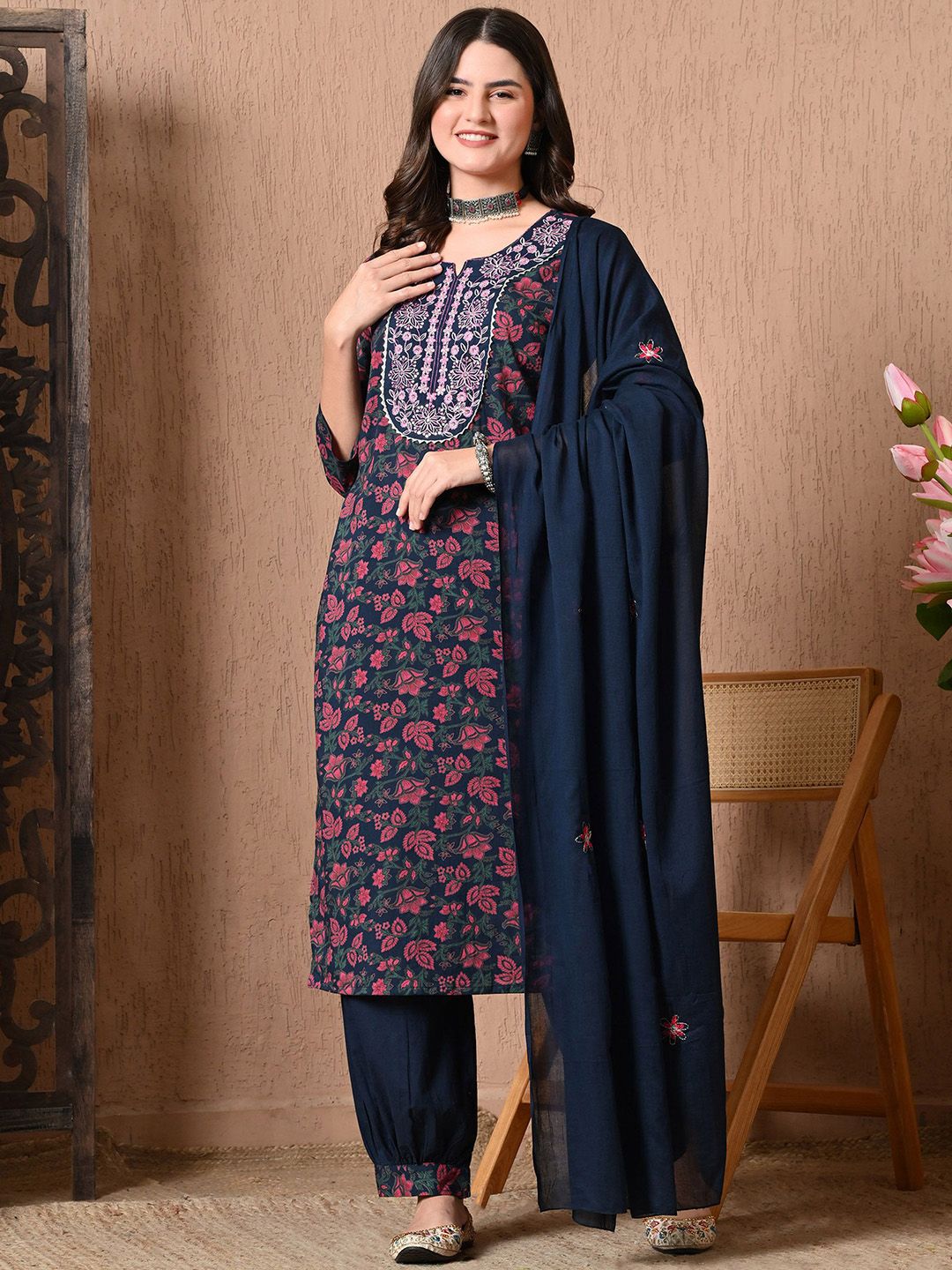 Anouk Floral Printed Sequinned Notch Neck Straight Pure Cotton Kurta With Salwar & Dupatta-picture-28