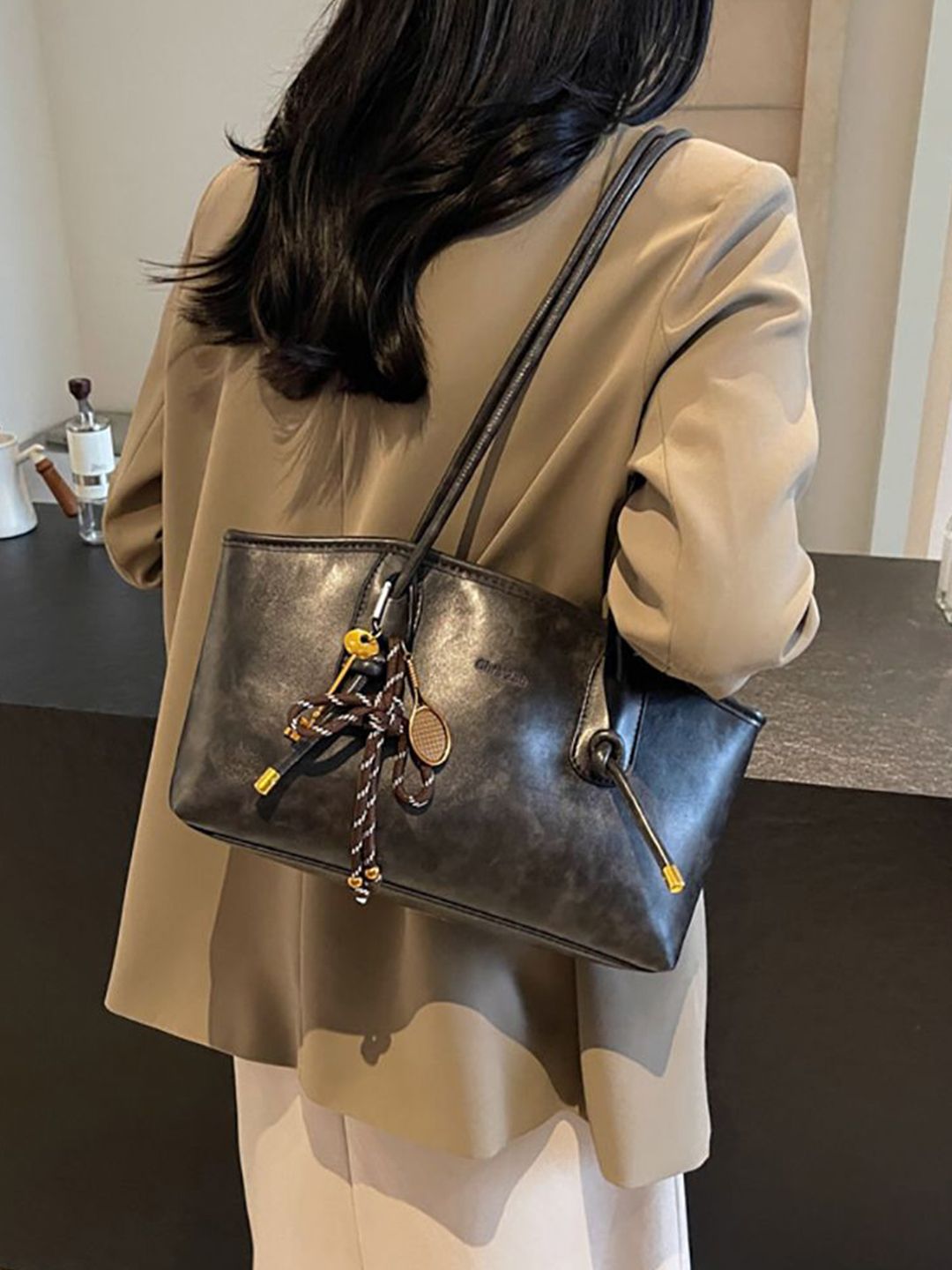 StyleCast x Revolte Women Textured Structured Shoulder Bag-picture-29