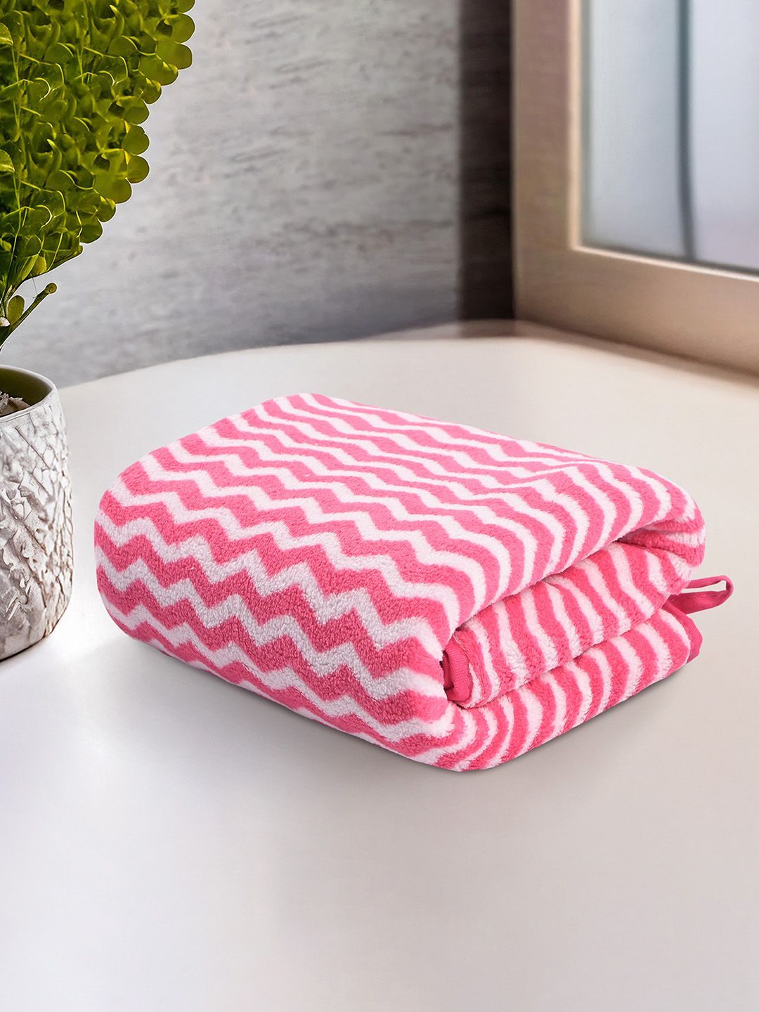 Kuber Industries Pink & White 2 Pcs Printed Microfiber 280 GSM Ultra Absorbent Face Towels-image-21