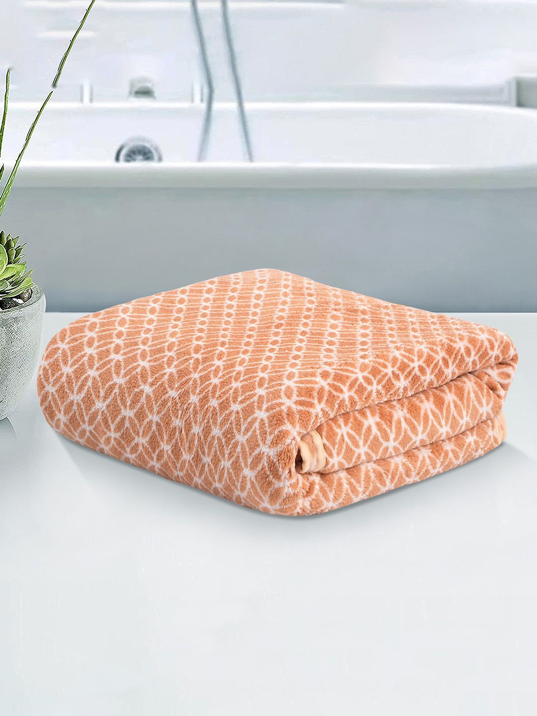 Kuber Industries Gold-Toned & White Printed Microfiber 280 GSM Bath Towel-image-9