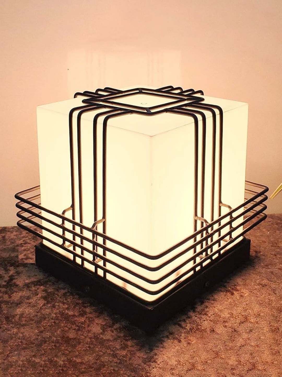 GAUVIK Black & White Waterproof Rust Resistant Outdoor Gate Lamp-picture-21