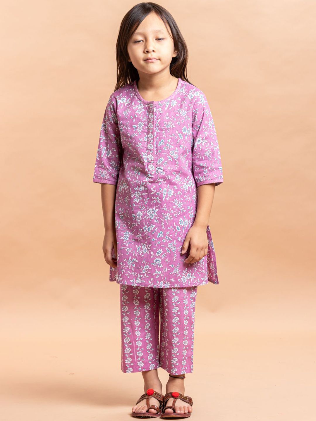 Sangria Girls Floral Printed Pure Cotton A-Line Kurta & Trousers-picture-11