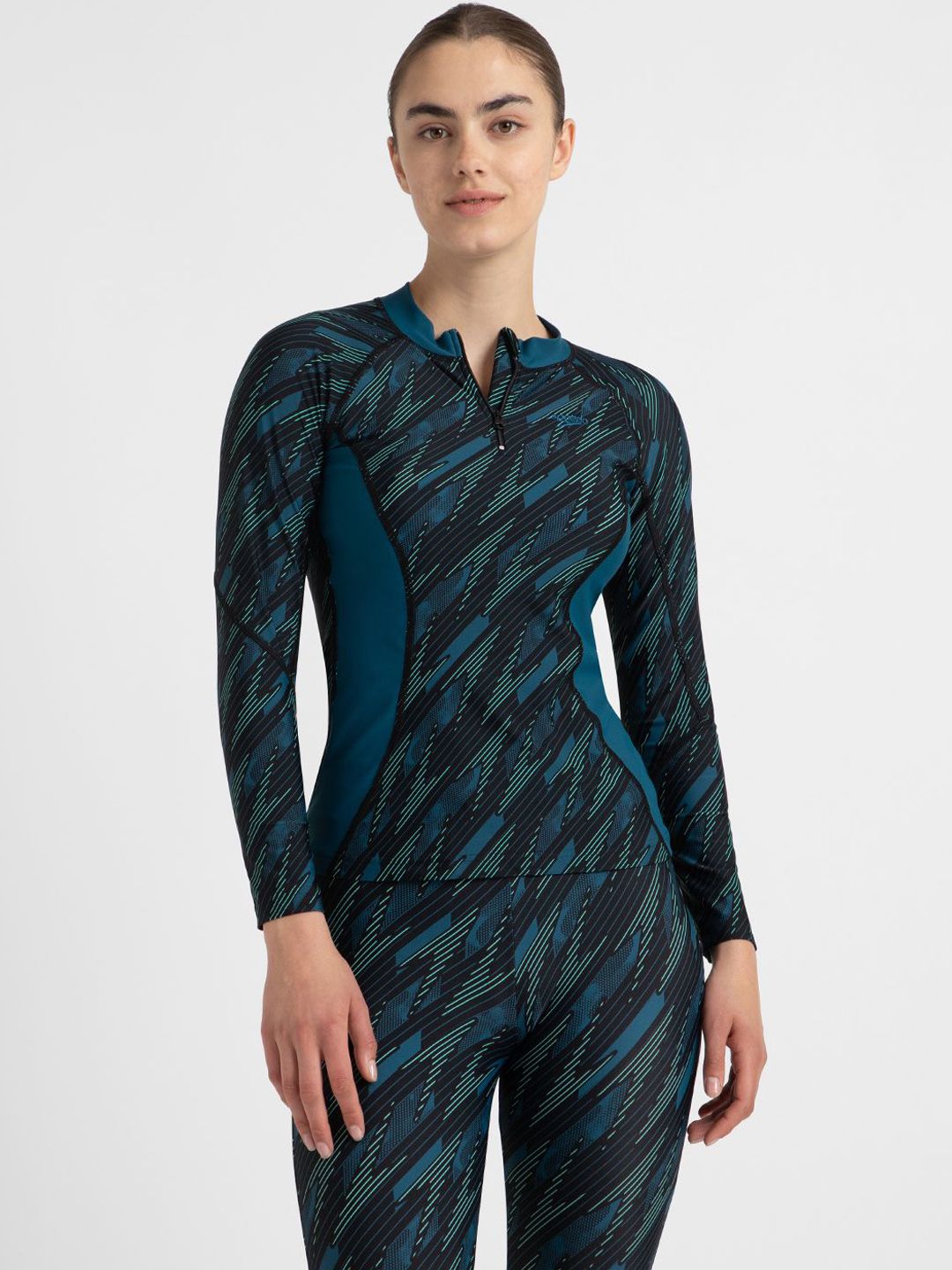 Speedo Endurance10 Hyperboom Printed Long Sleeve Suntop-image-16