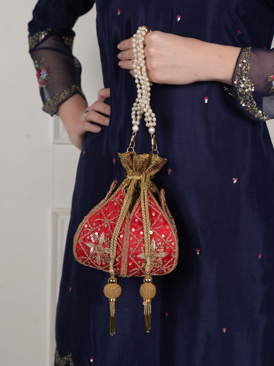 Anouk Embellished Potli Clutch-picture-22