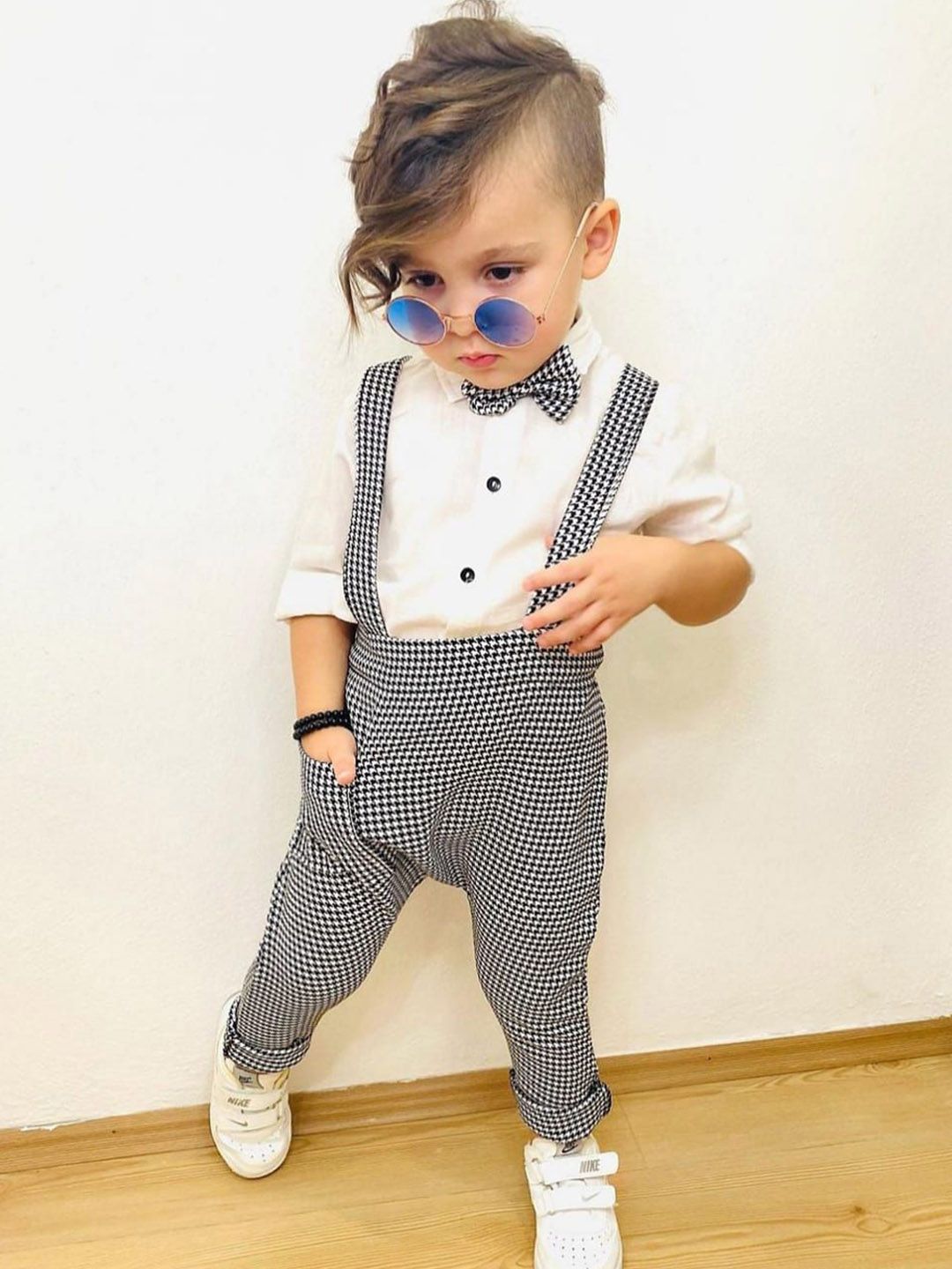 DEL LUNA Infant Boys Printed Dungarees Comes with Shirt & Bow Tie-picture-33