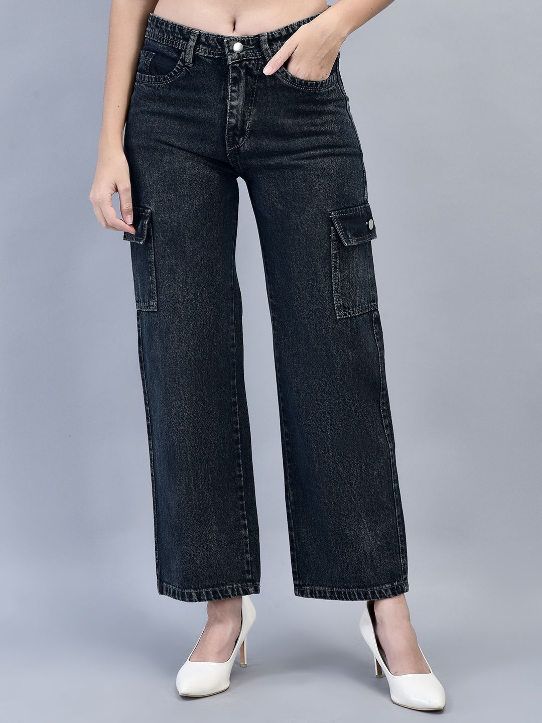 ZARISTAA Women Mildly Distressed Light Fade Jeans-picture-31