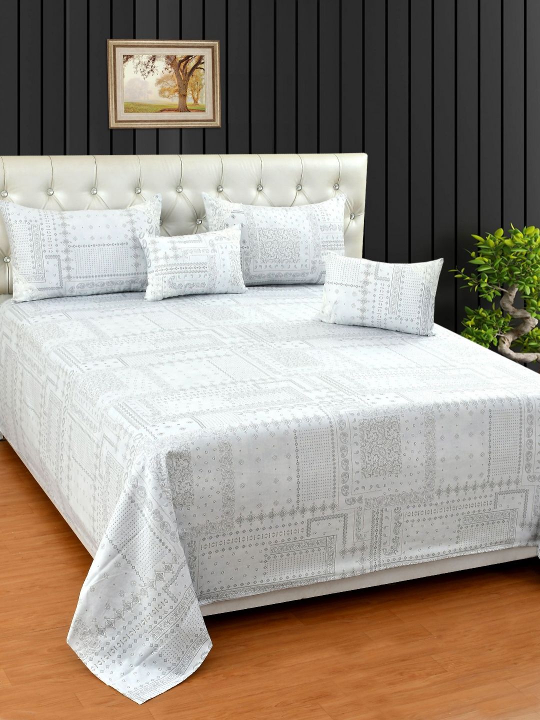 MORADO Grey & White Geometric Printed Cotton 5 Pieces Double King Superfine Bedding Set-image-41