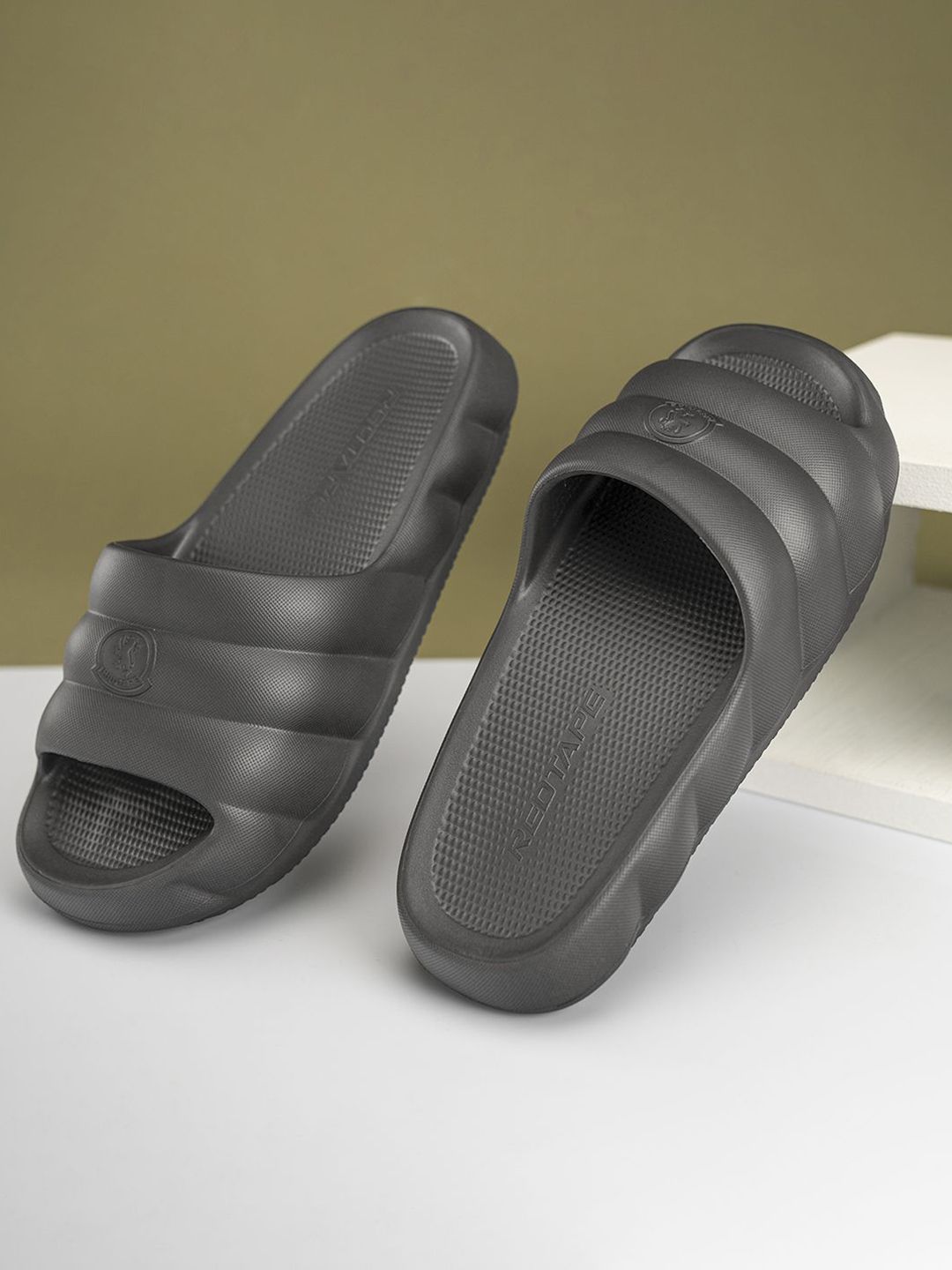 Red Tape Men Casual Sliders-picture-30