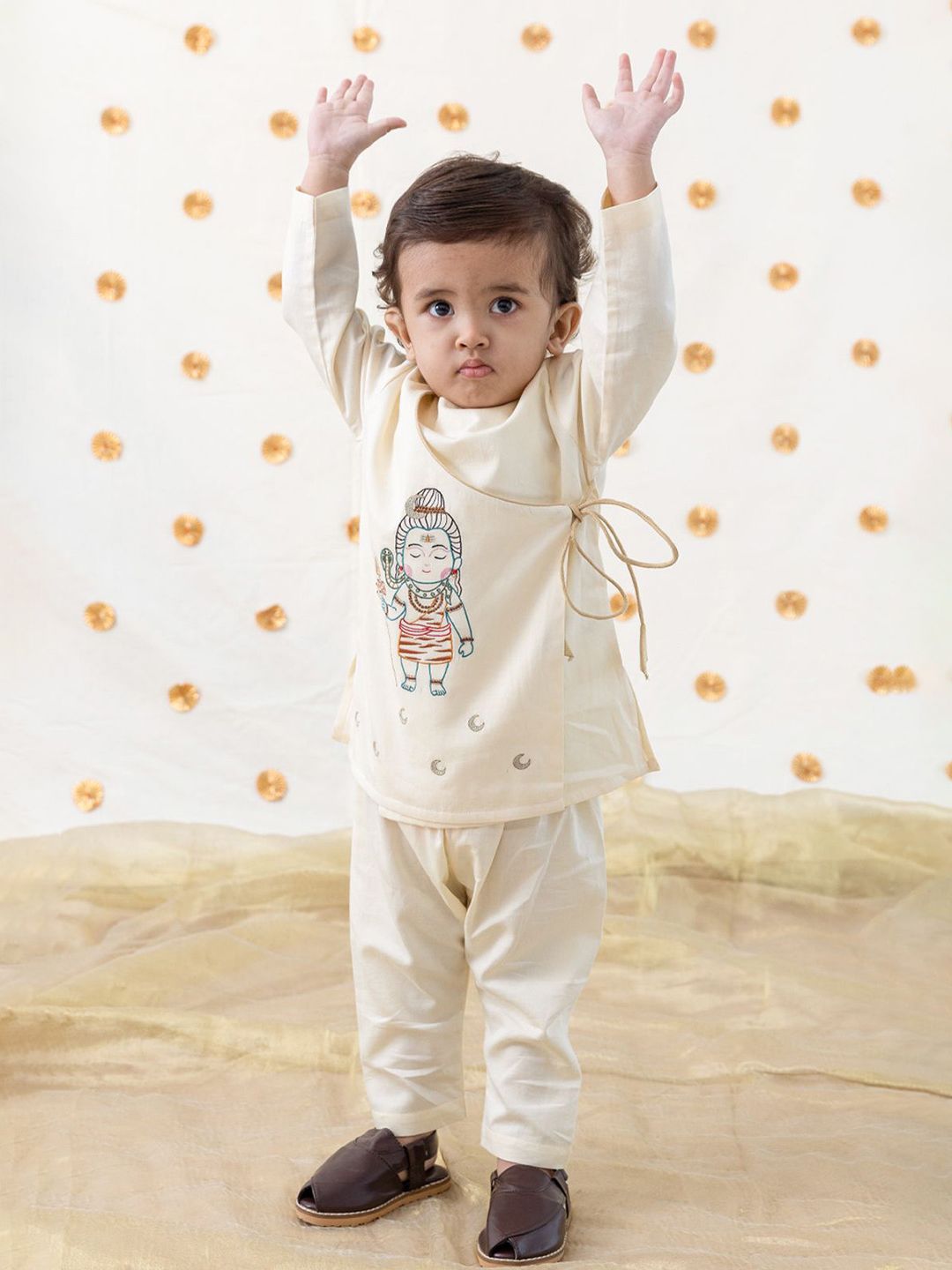 Tiber Taber Boys Ethnic Motifs Embroidered Angrakha Thread Work Pure Cotton Kurta with Pyjamas-picture-19