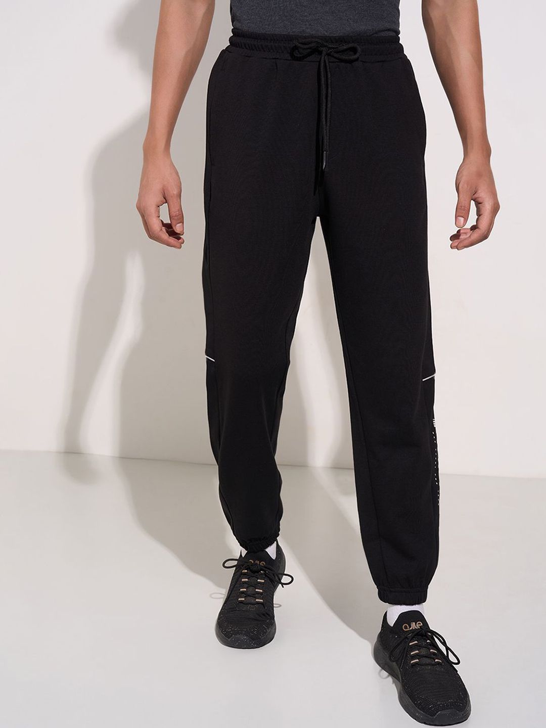 Ajile by Pantaloons Men Cotton Mid Rise Joggers-image-1