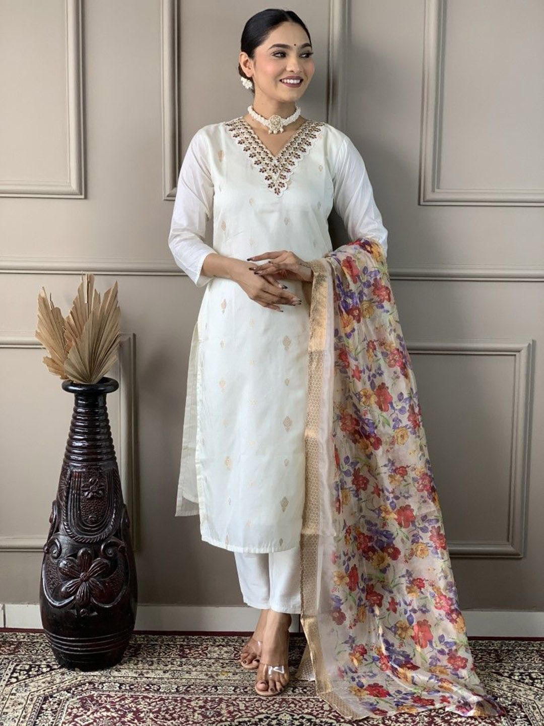 Women Regular Kurta with Trousers & With Dupatta