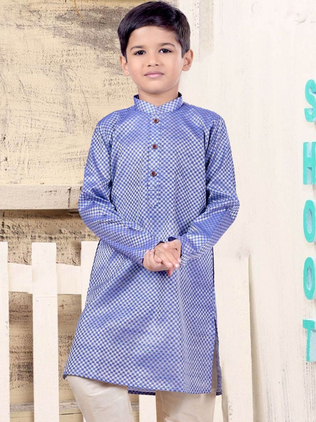 Pehanaava Boys Yoke Design Thread Work Kurta-picture-10