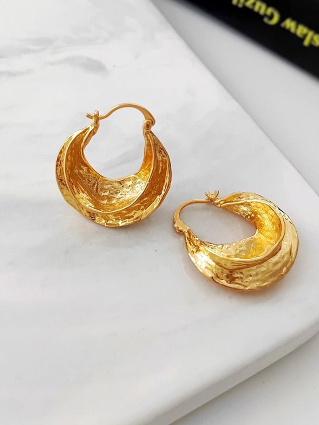 VIEN Contemporary Studs Earrings-picture-2