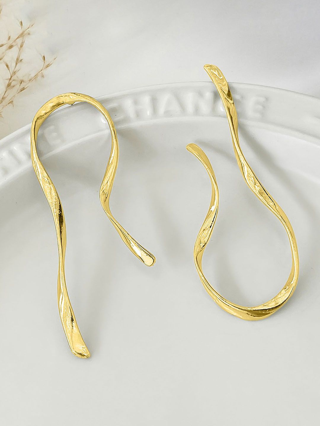 LULU & SKY Contemporary Hoop Earrings-picture-17
