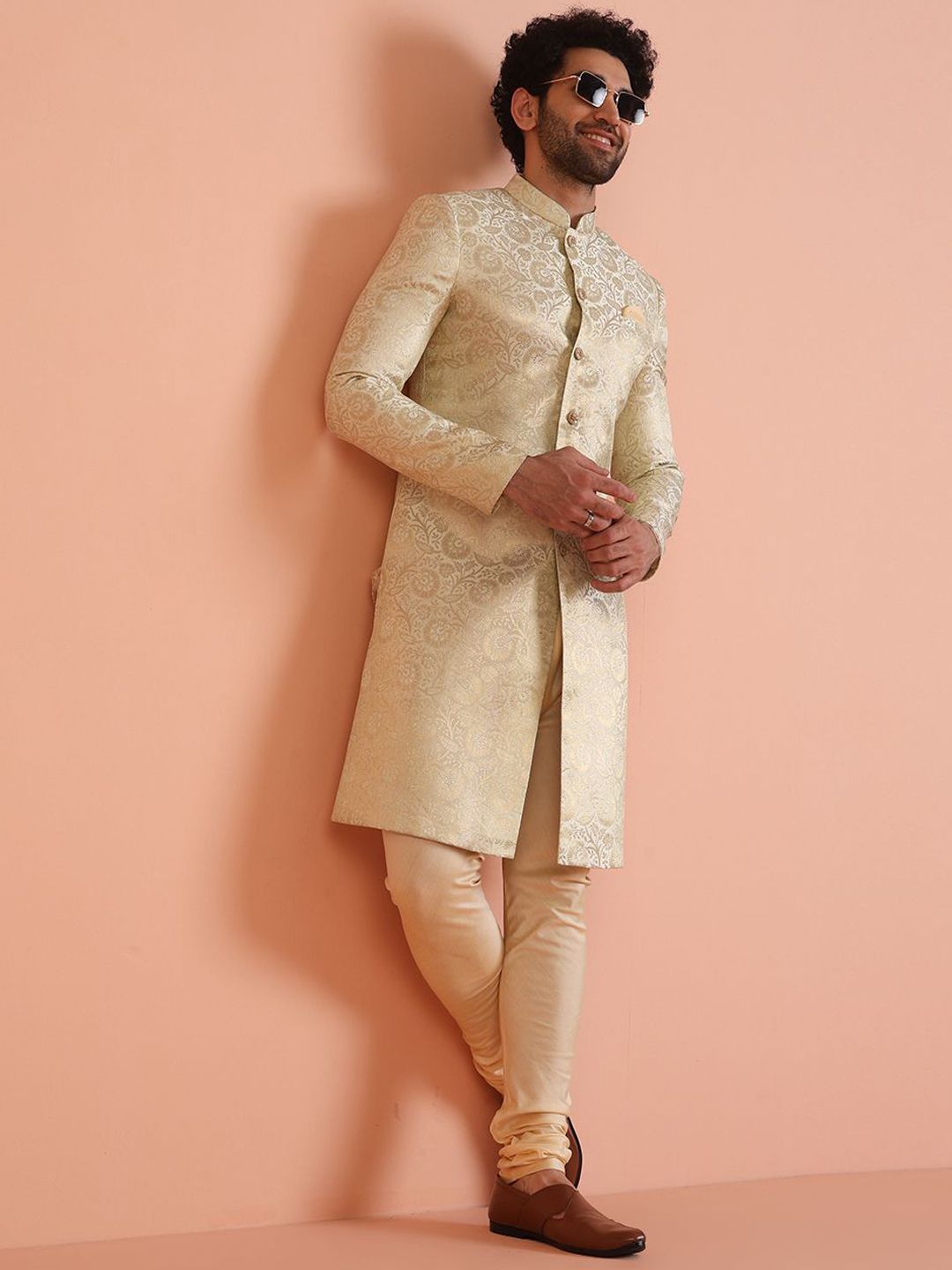 KISAH Men Self Design Floral Indowestern Sherwani Churidar Set