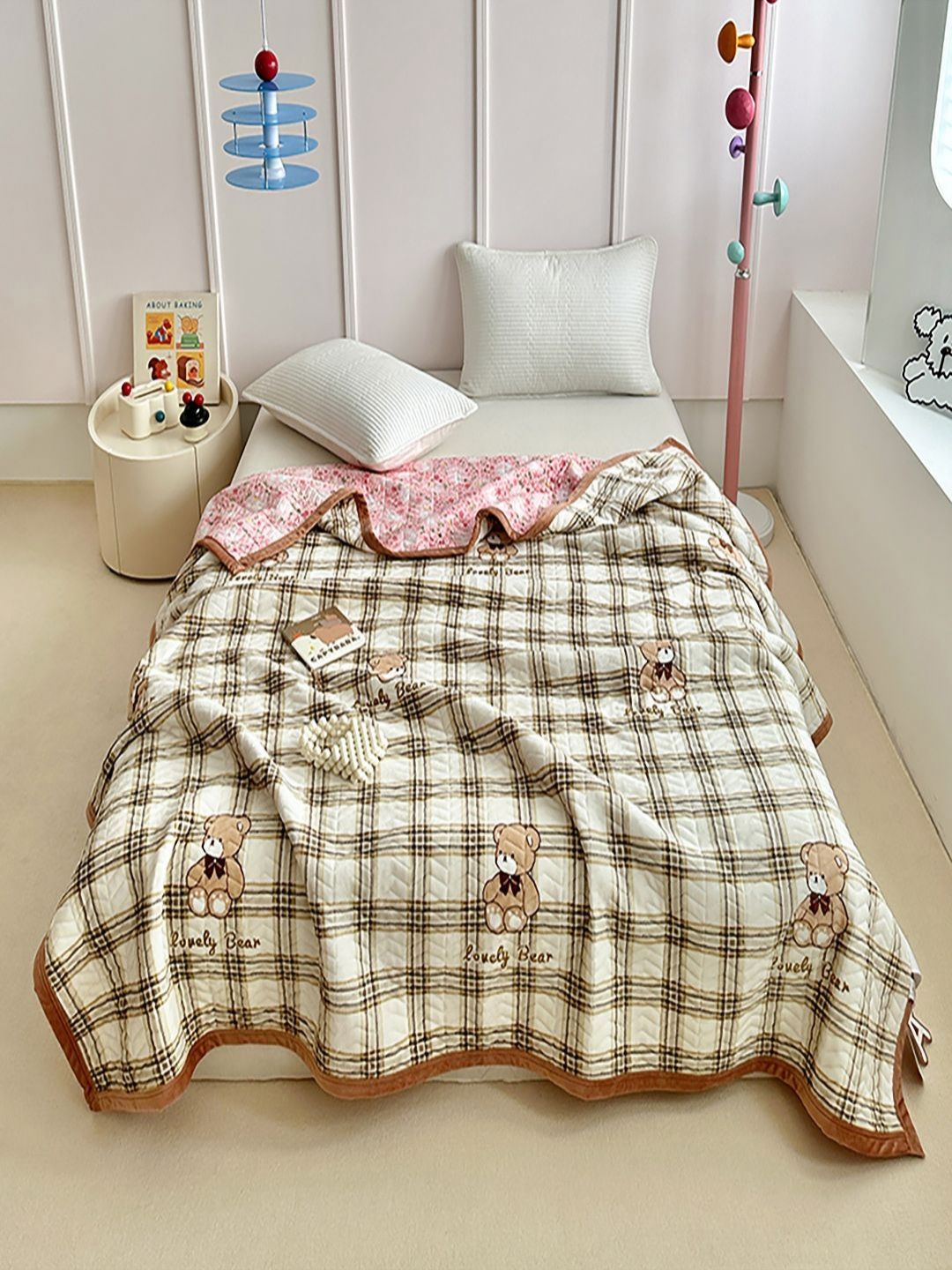 JC HOME White & Pink Cartoon Characters Mild Winter 400 GSM Double Bed Blanket-picture-33