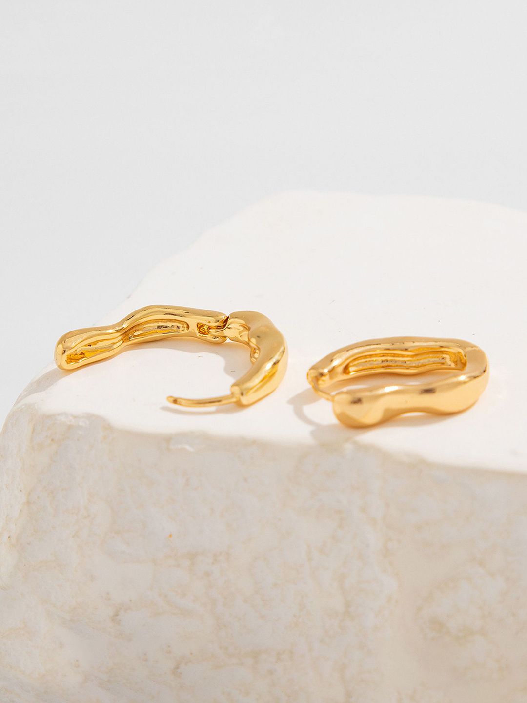 LULU & SKY Contemporary Studs Earrings-picture-23