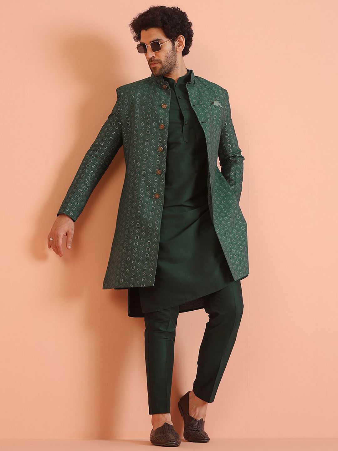 KISAH Men Self Design Geometric Kurta Indowestern Sherwani Set