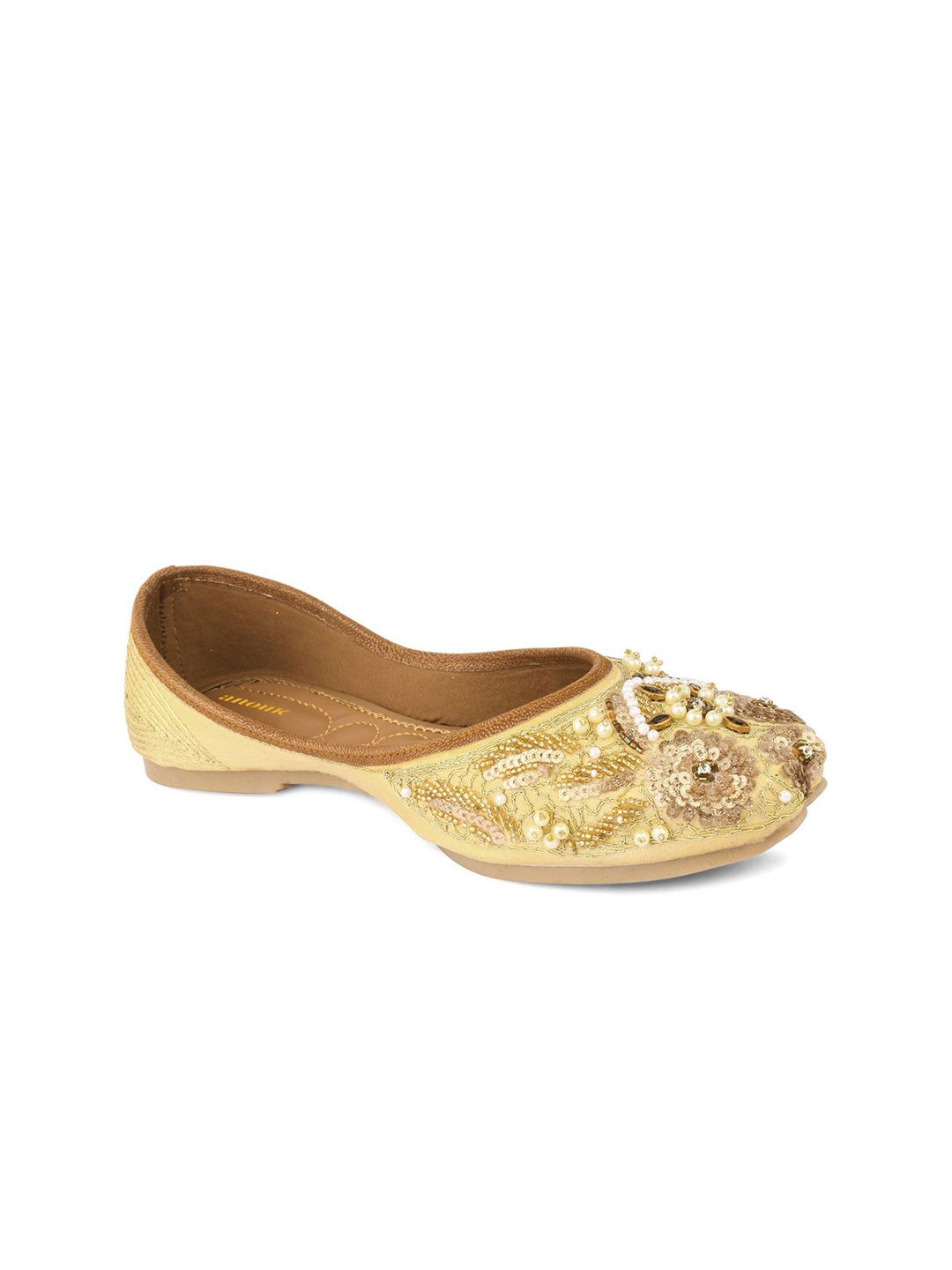 Anouk Women Embellished Ethnic Mojaris Flats-picture-35