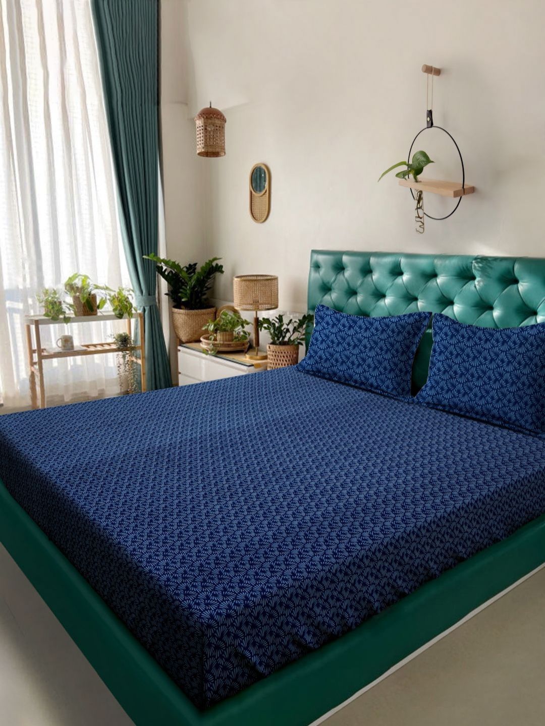 Arrabi Blue Floral 300 TC King Bedsheet with 2 Pillow Covers-picture-10