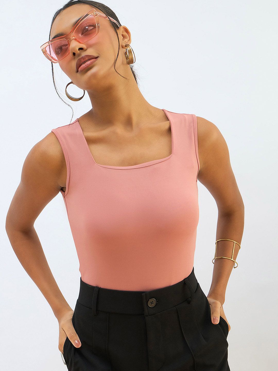 SASSAFRAS BASICS Rhombus Neck Sleeveless Bodysuit