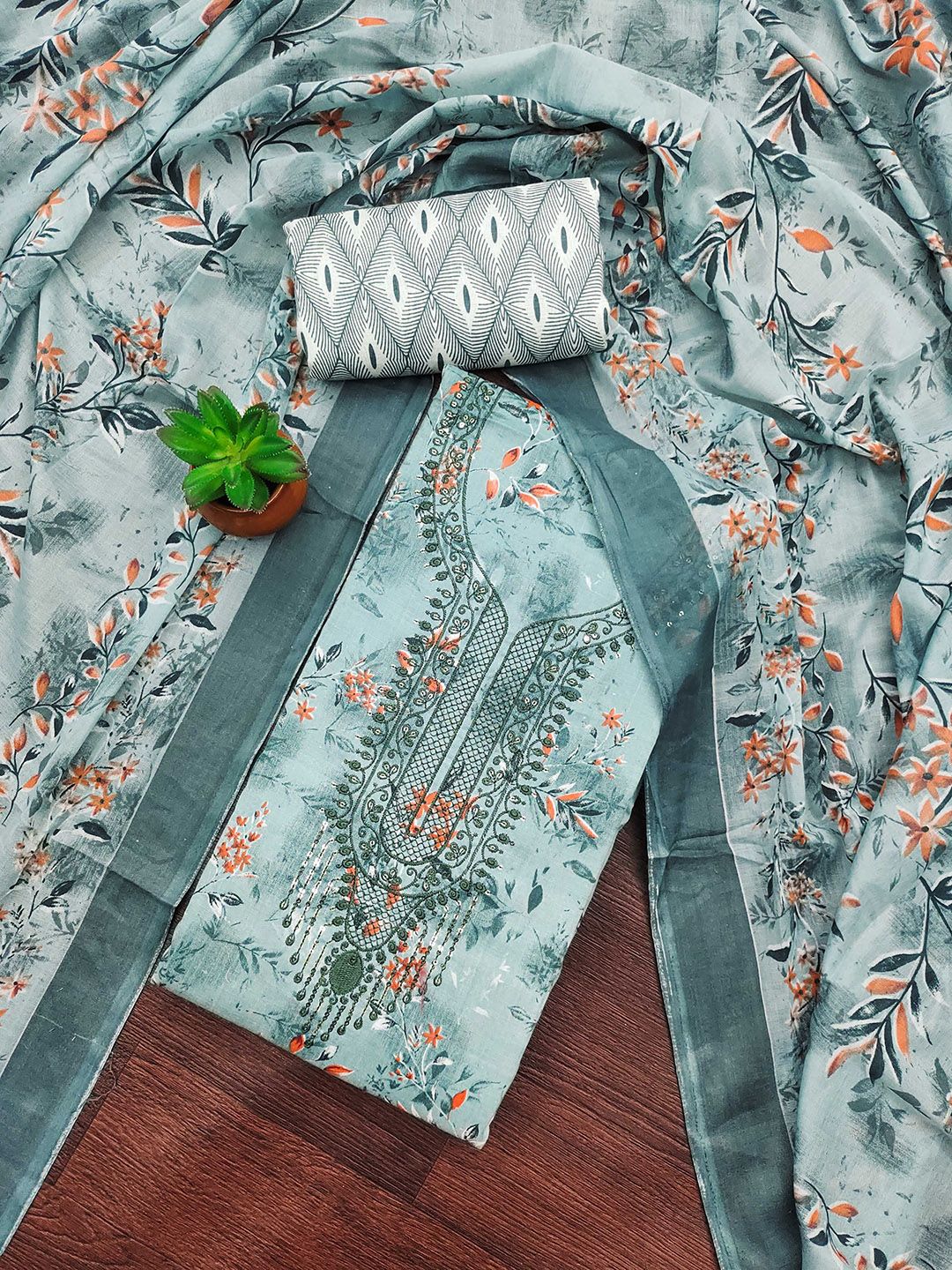 SHADOW & SAINING Embroidered Pure Cotton Unstitched Dress Material