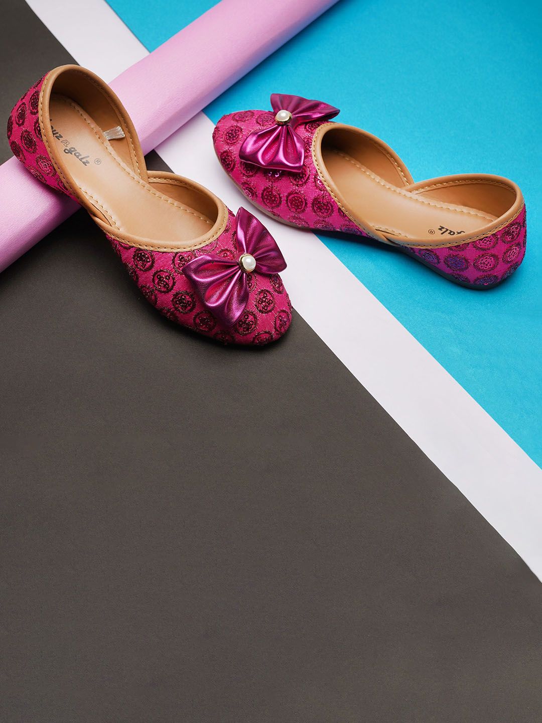 BOYZ N GALZ Girls Embellished Party Mojaris with Bows Flats