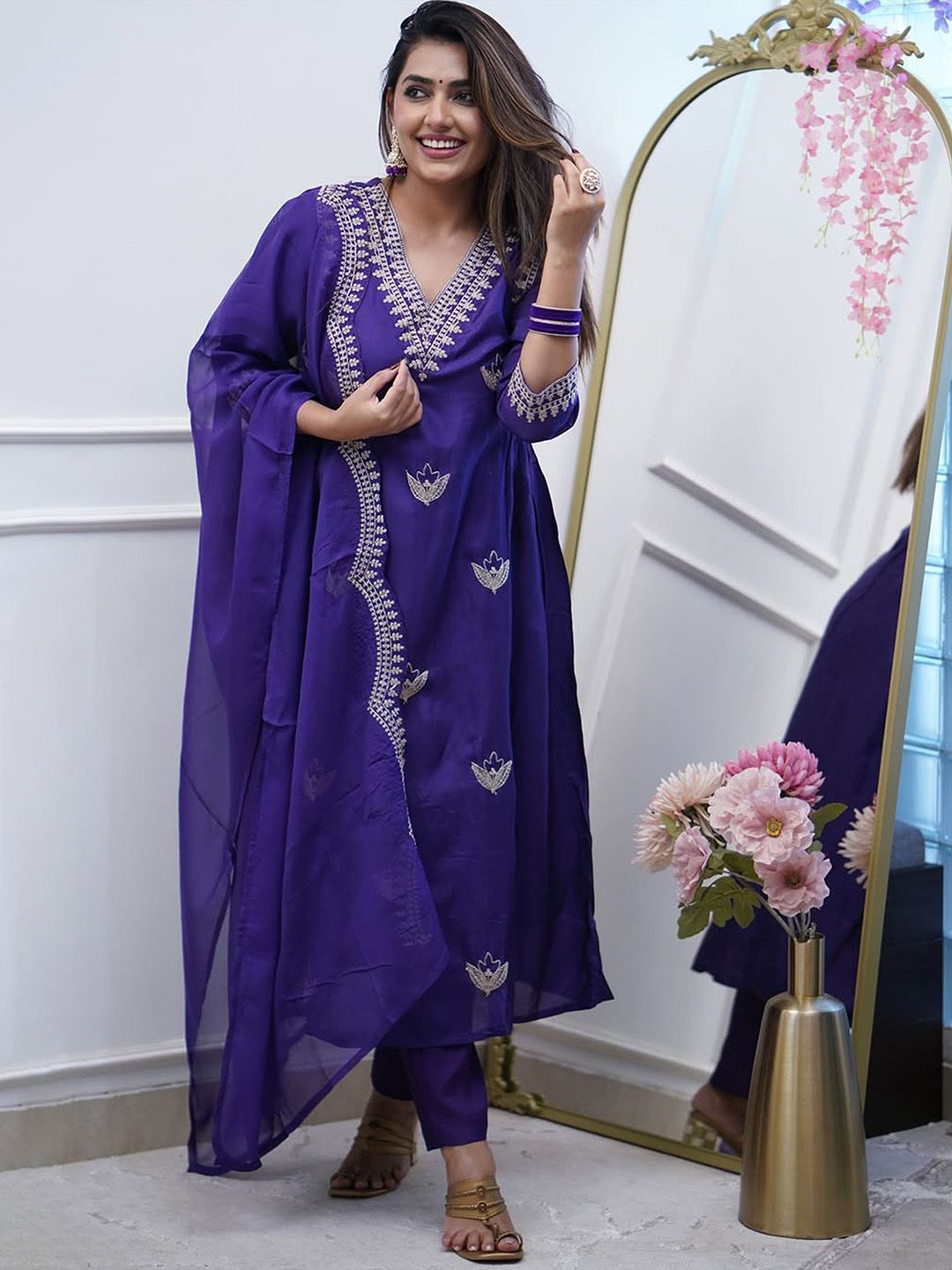 Divyadham Textiles Women Paisley Embroidered Regular Thread Work Chanderi Silk Kurta with Trousers & With-picture-28