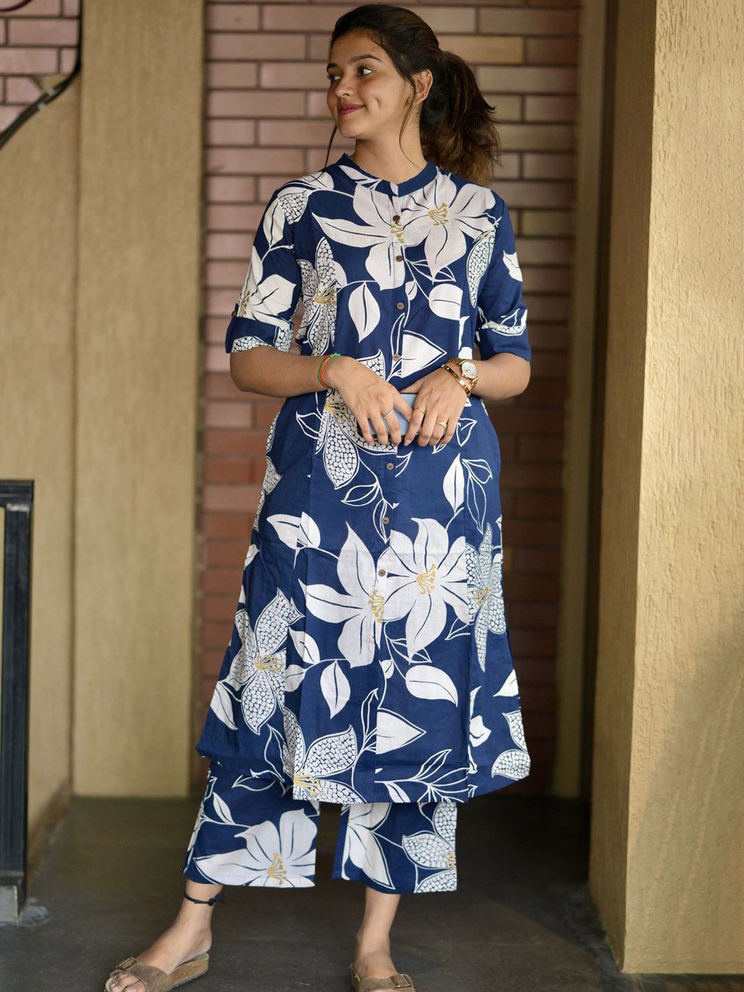 DIVASTRI Women Printed Regular Kurta with Palazzos