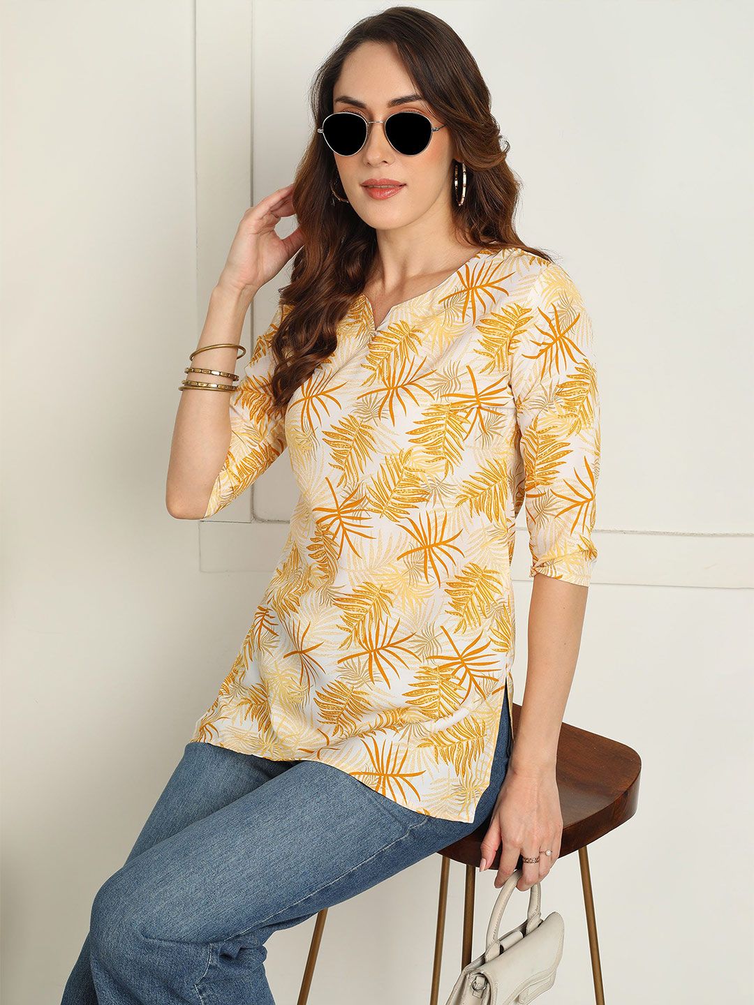 Moda Rapido Floral Printed V-Neck Kurti-picture-32