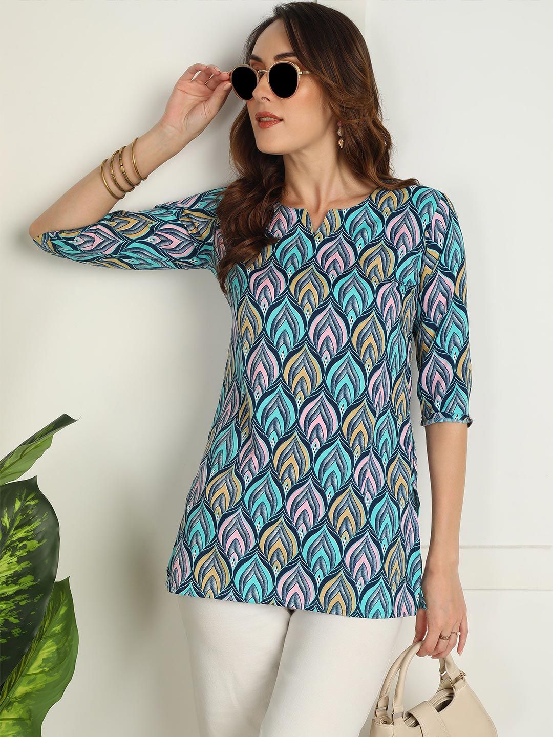 Moda Rapido Geometric Printed V-Neck Kurti-picture-38