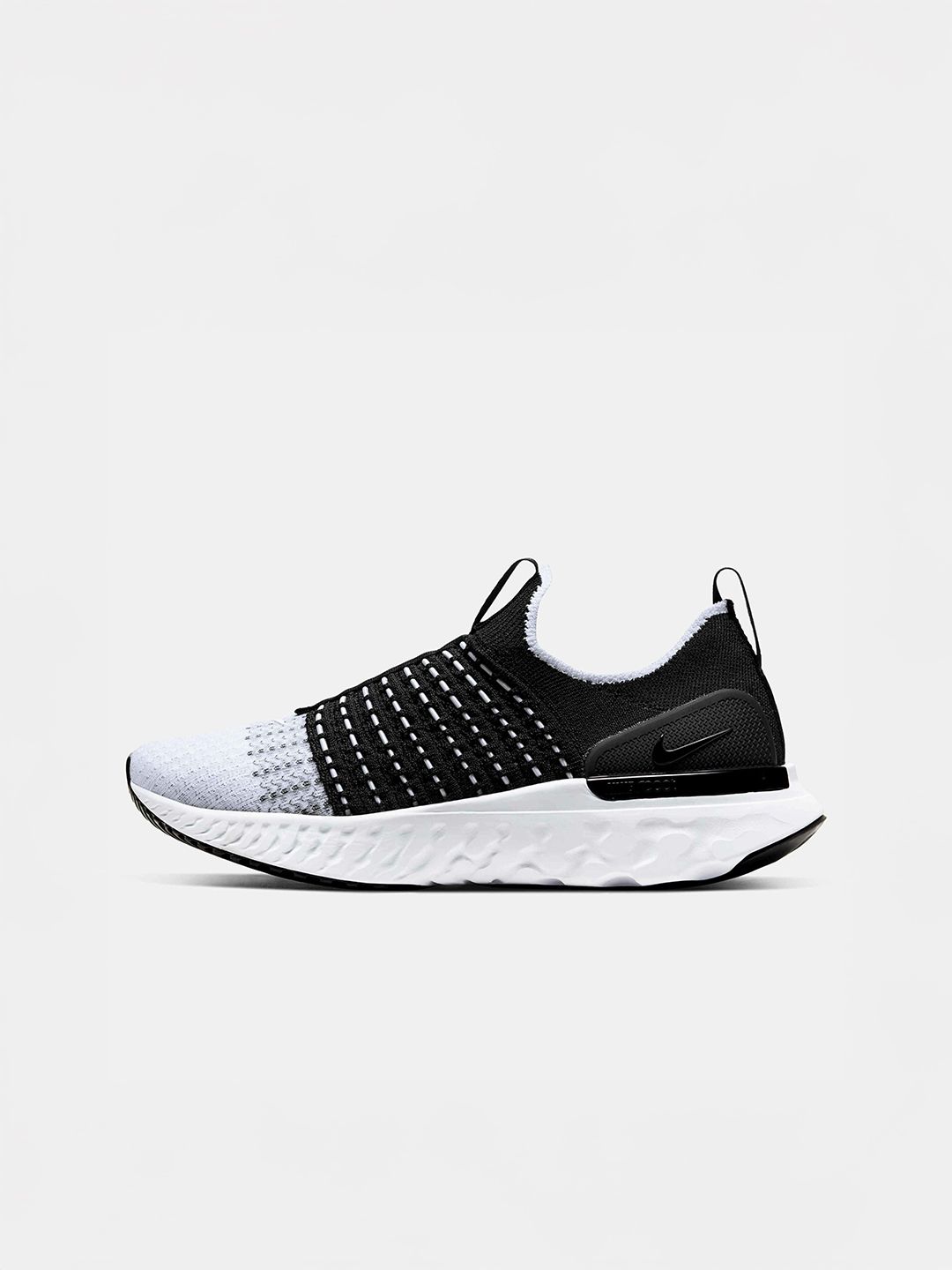 Nike Women's React Phantom Run Flyknit 2 Road Running Shoes-picture-24