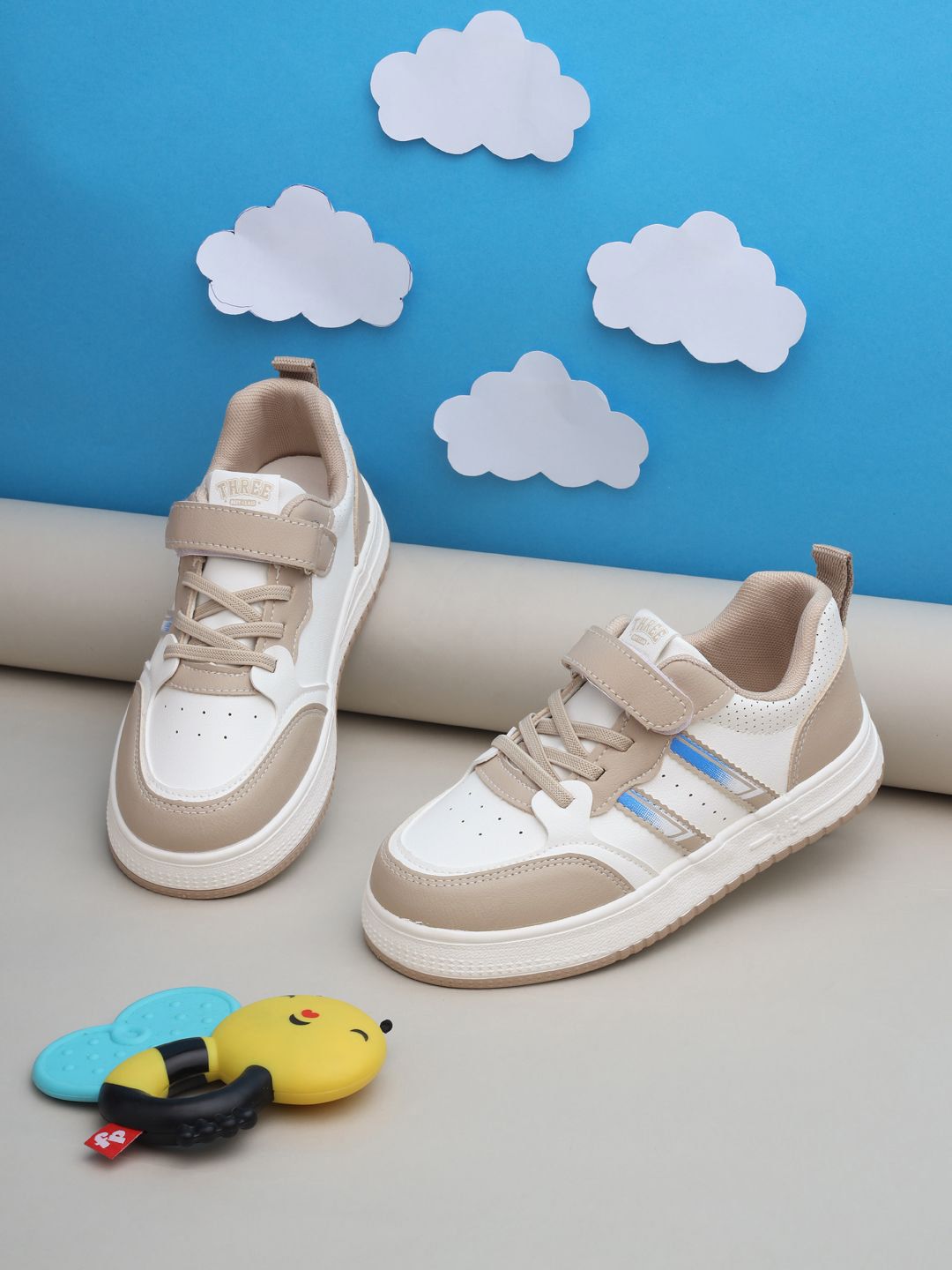 Truffle Collection Kids Unisex Solid Regular PU Sneakers-picture-32